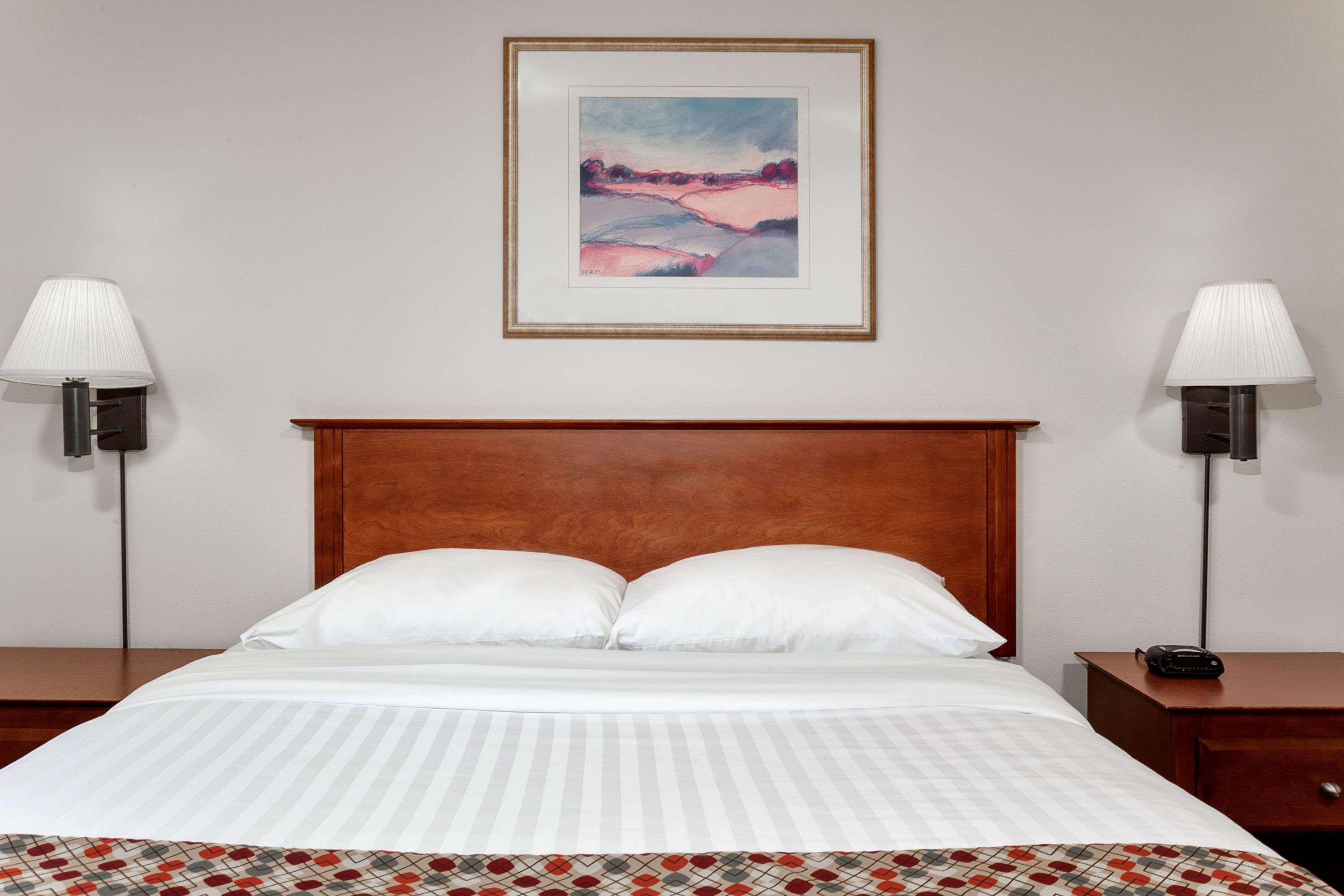 Super 8 By Wyndham Caraquet Otel Dış mekan fotoğraf