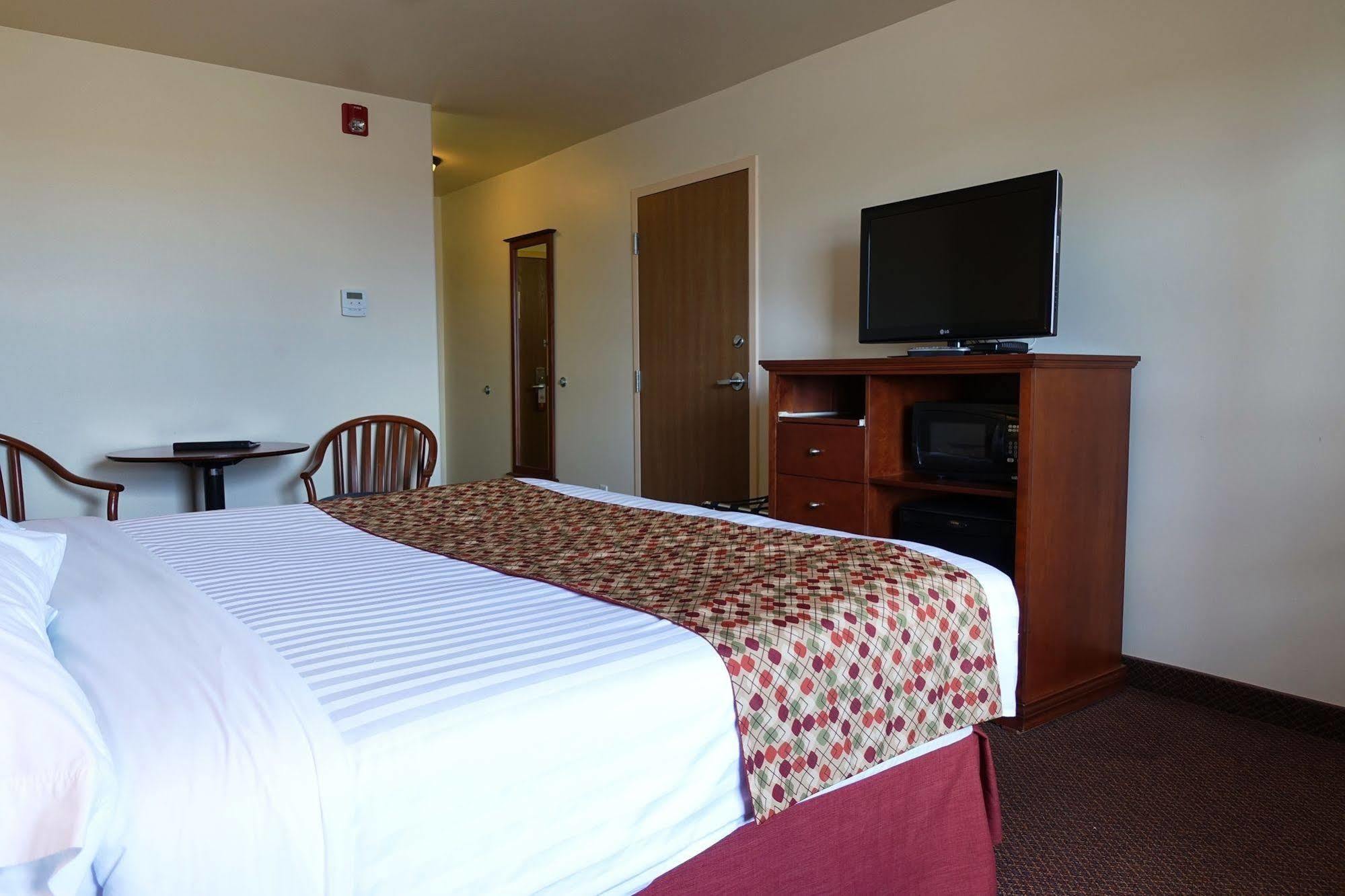 Super 8 By Wyndham Caraquet Otel Dış mekan fotoğraf