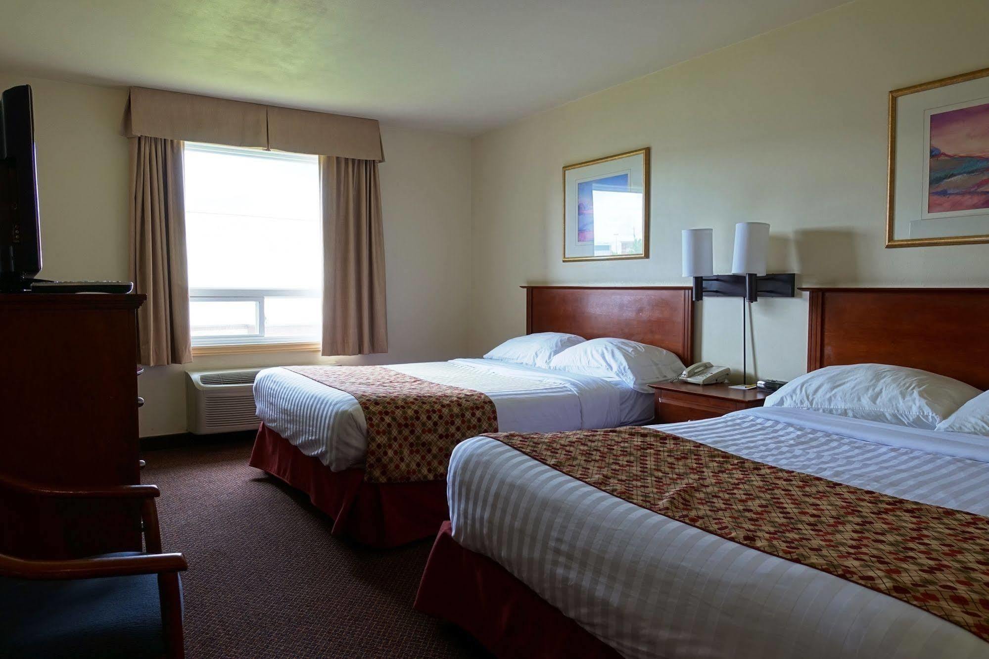 Super 8 By Wyndham Caraquet Otel Dış mekan fotoğraf